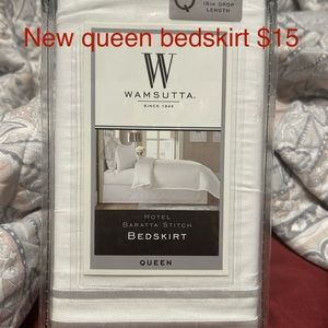Queen bed skirt